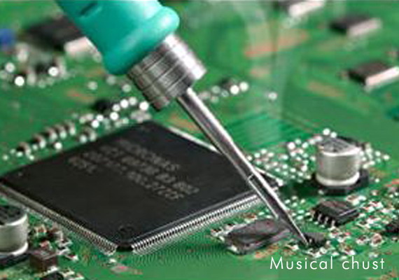 Mantenimiento y reparación de equipos e instalaciones en locales, aparatos electronicos, altavoces, microfonia, cables especiales, etc...